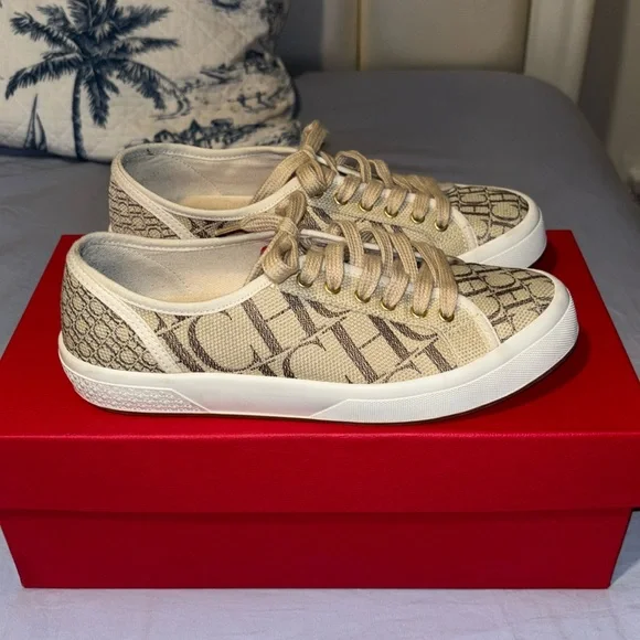 ✨Carolina Herrera Sneakers ✨ - Picture 1 of 3